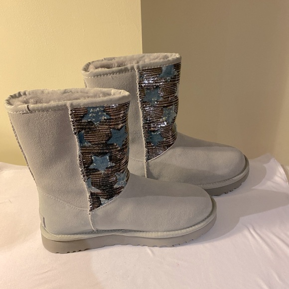 Ugg Womens Classic Short Sequin Stars Boots Grey Violet Size 6 - Picture 3 of 5